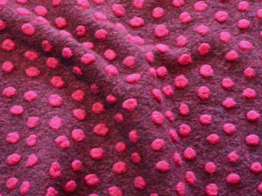 Musterwalk Dots Weinrot Pink