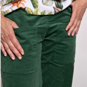 Cordhose-gr-n