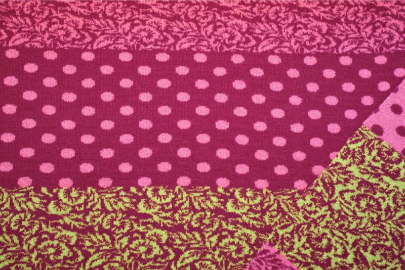 Merino Jacquard Brombeere Pink Hellgrün