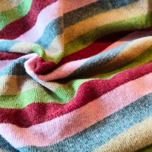 Merino Woll Strick Streifen 2
