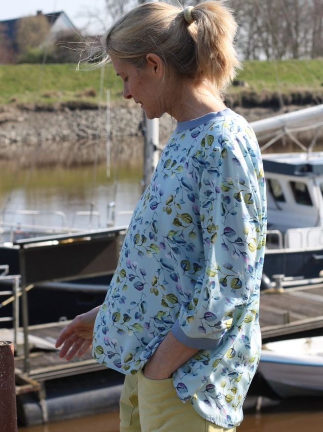 Viskosebluse blau gelb